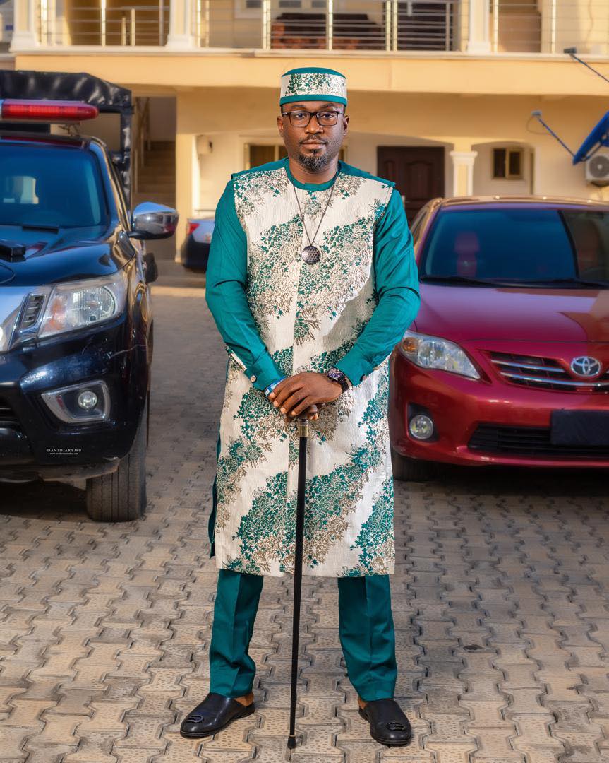 Portrait of Yenge Raphael Aondoaseer in formal attire